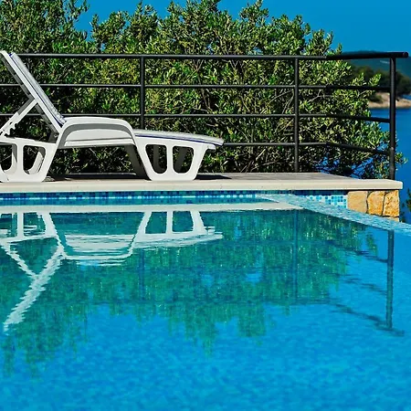 Stunning 7-Bed Villa In Maslinica With Pool