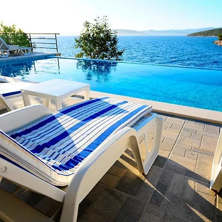 Stunning 7-Bed Villa In Maslinica With Pool