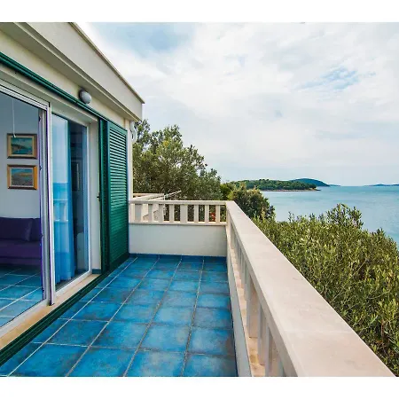 Villa Stunning 7-Bed Villa In Maslinica With Pool Maslinica
