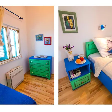 Stunning 7-Bed Villa In Maslinica With Pool Villa