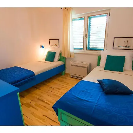 Stunning 7-Bed Villa In Maslinica With Pool Villa