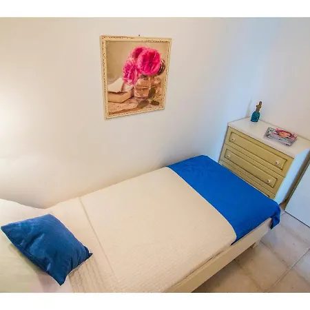 Villa Stunning 7-Bed Villa In Maslinica With Pool